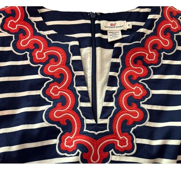 VINEYARD VINES shift dress. 10. Navy blue/white stripes with red embellishments - Picture 5 of 10